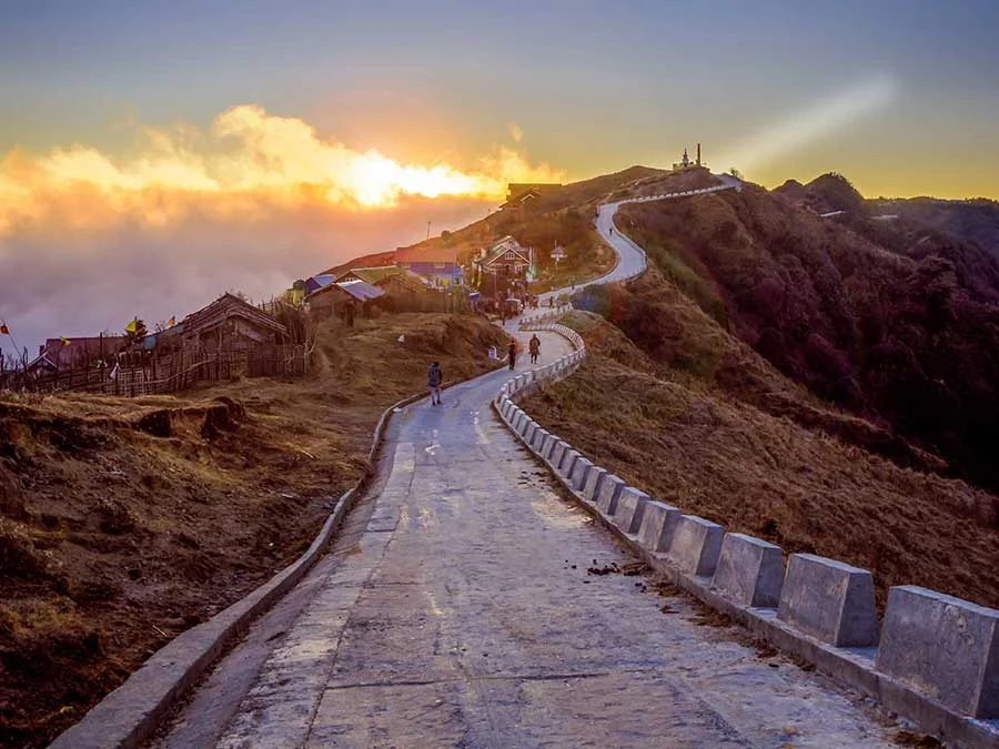 Sandakphu Trek best time